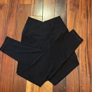 OFFLINE By Aerie Real Me High Waisted Crossover Legging. Size S. Like new.